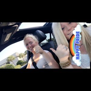 Meet your Posher, Nelle